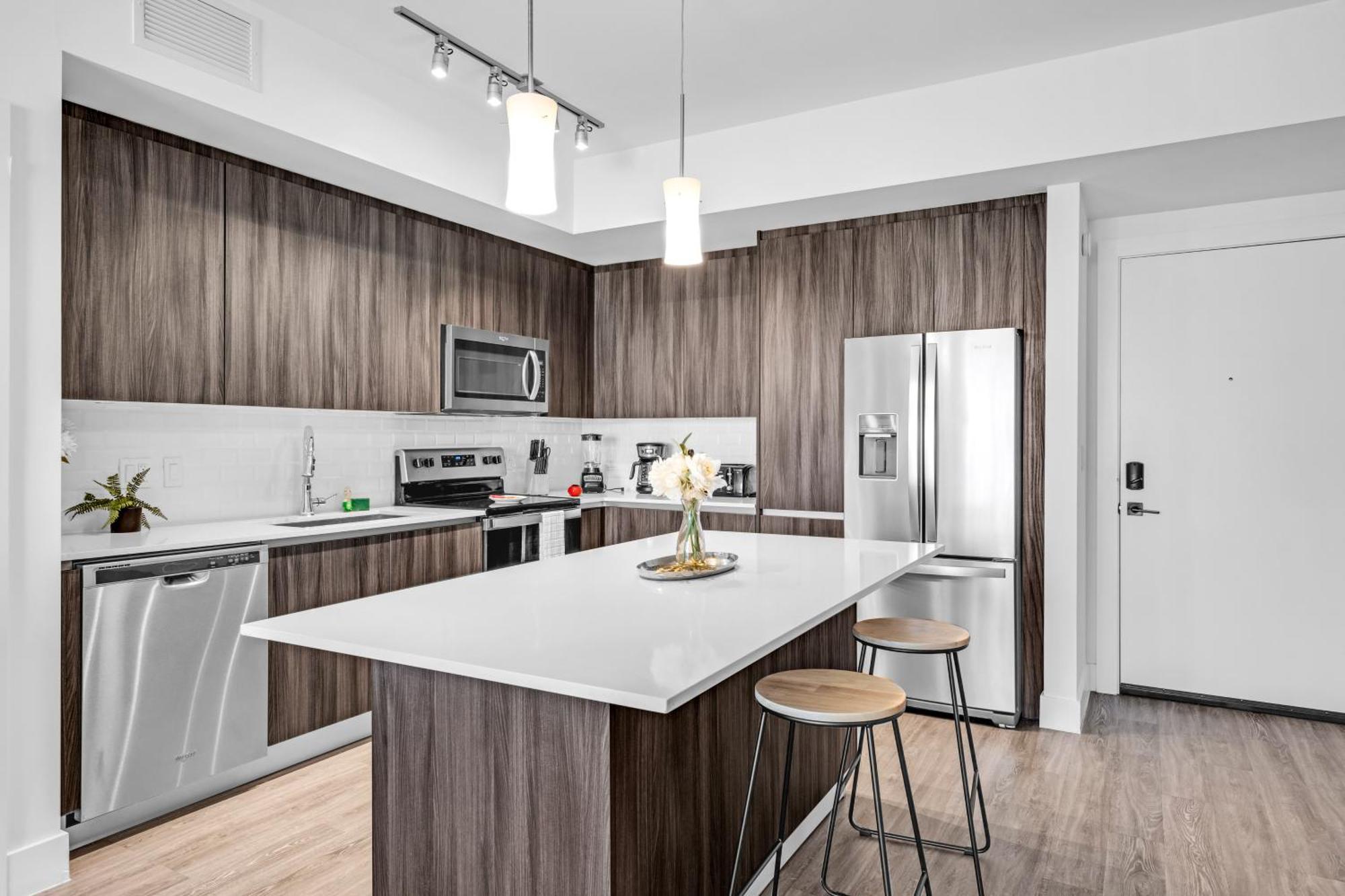 Amazing 2 Bedroom Unit In Doral Miami With Free Parking Хайлиа-Гарденс Экстерьер фото